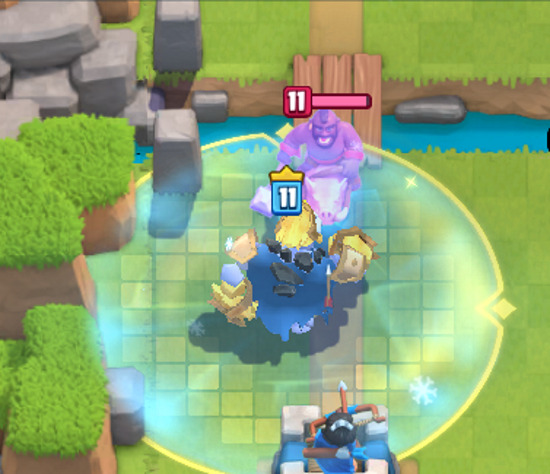 アイスゴーレム(ヒーロー)